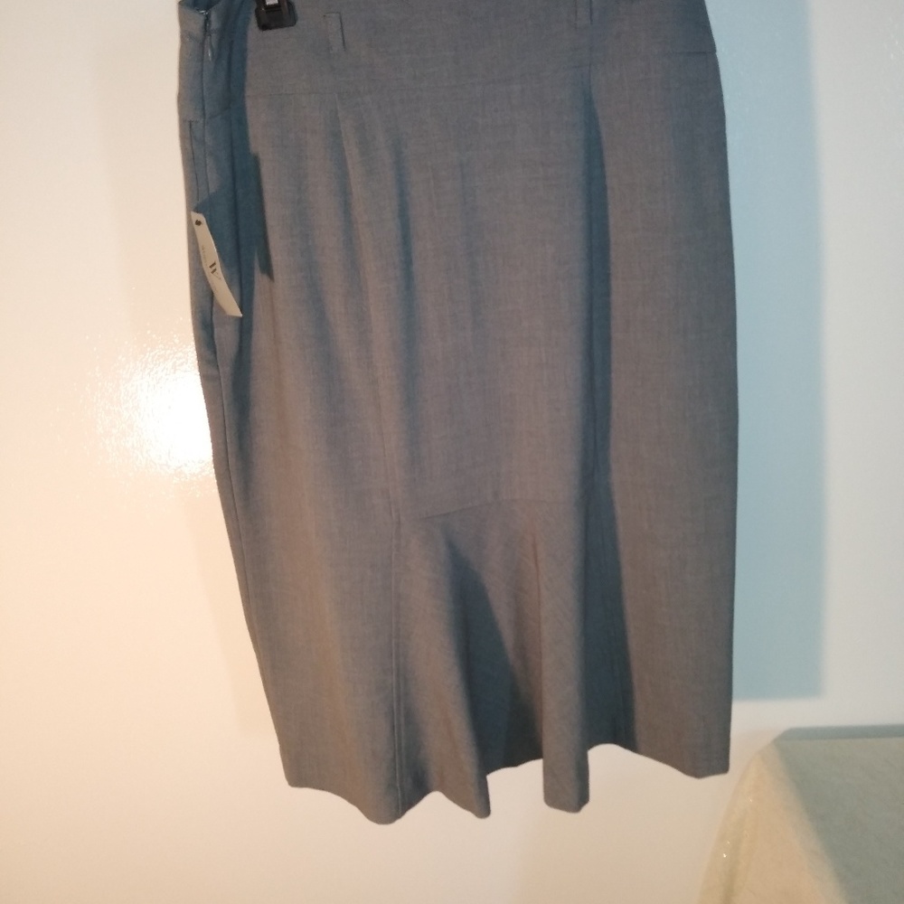 Worthington skirt